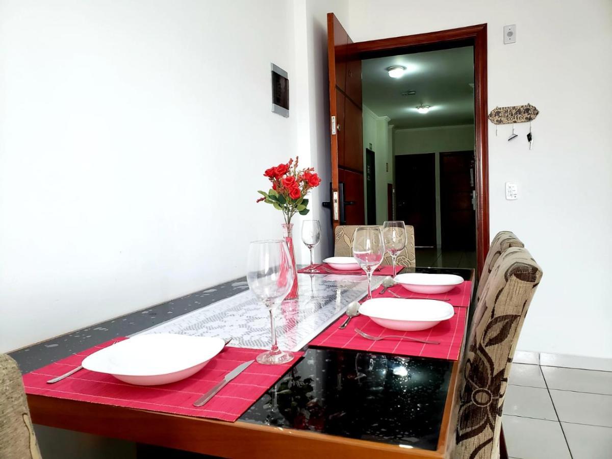 Lindo Apto 300M Praia Da Ocian E Centro - Vista Mar- Varanda Sacada - Wi-Fi 300 Mbps - Vaga De Garagem - Acomoda Ate 6 Pessoas Apartment ปรายากรันเด ภายนอก รูปภาพ